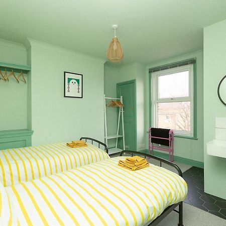 Apartamento Funky Flat In Margate'S Westbrook Bay Exterior foto
