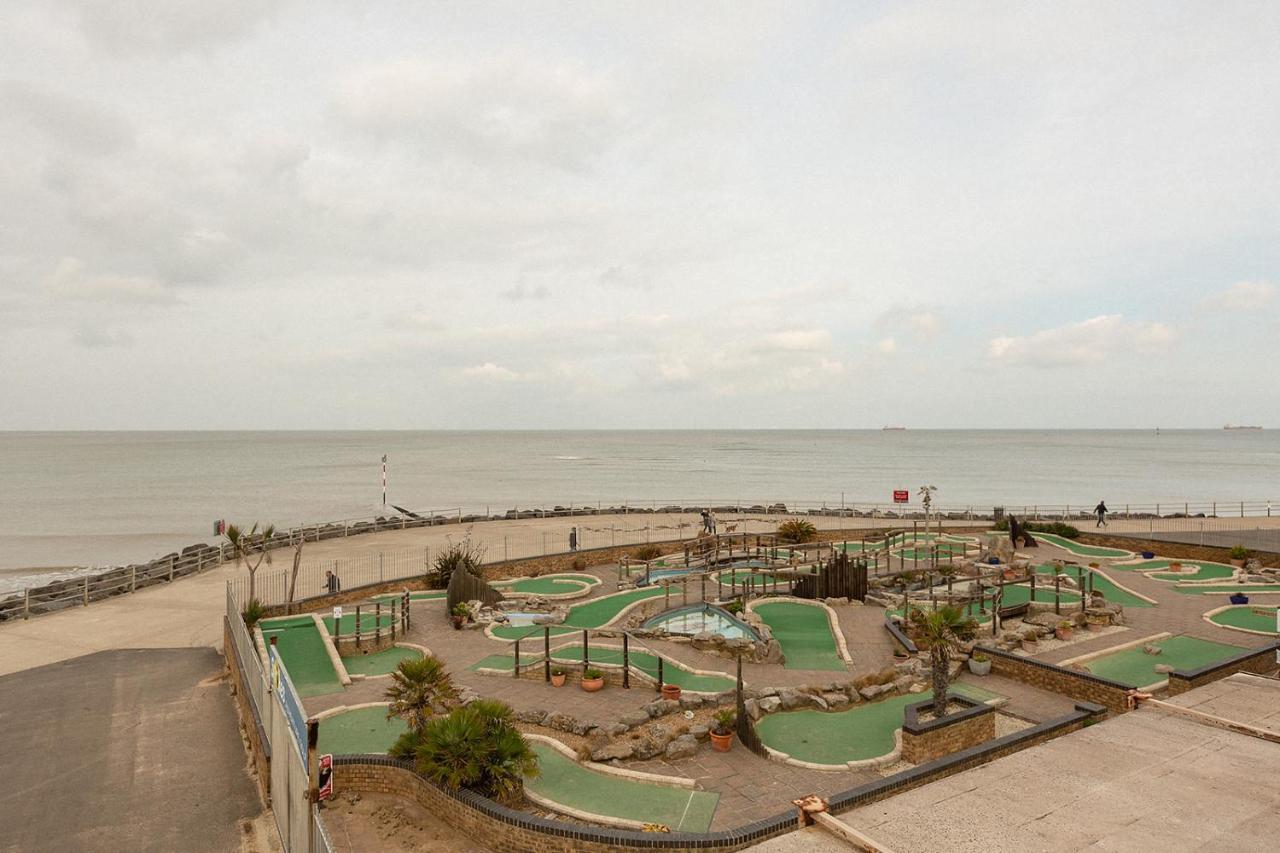 Apartamento Funky Flat In Margate'S Westbrook Bay Exterior foto